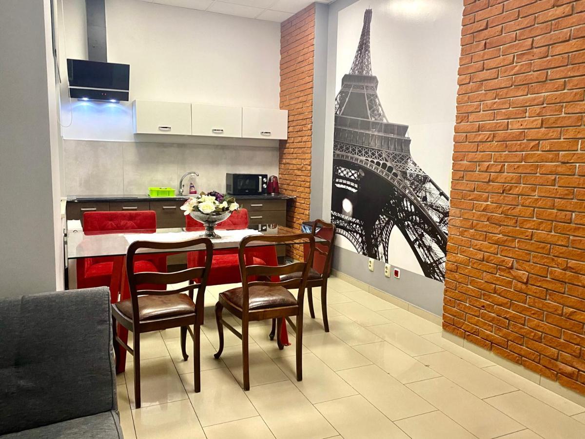 Apartamenty I Pokoje „Pod Jedynka” Konstantynow Lodzki Exterior photo