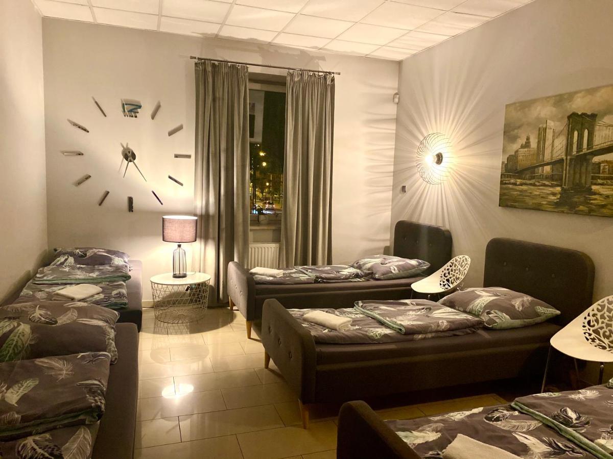 Apartamenty I Pokoje „Pod Jedynka” Konstantynow Lodzki Exterior photo