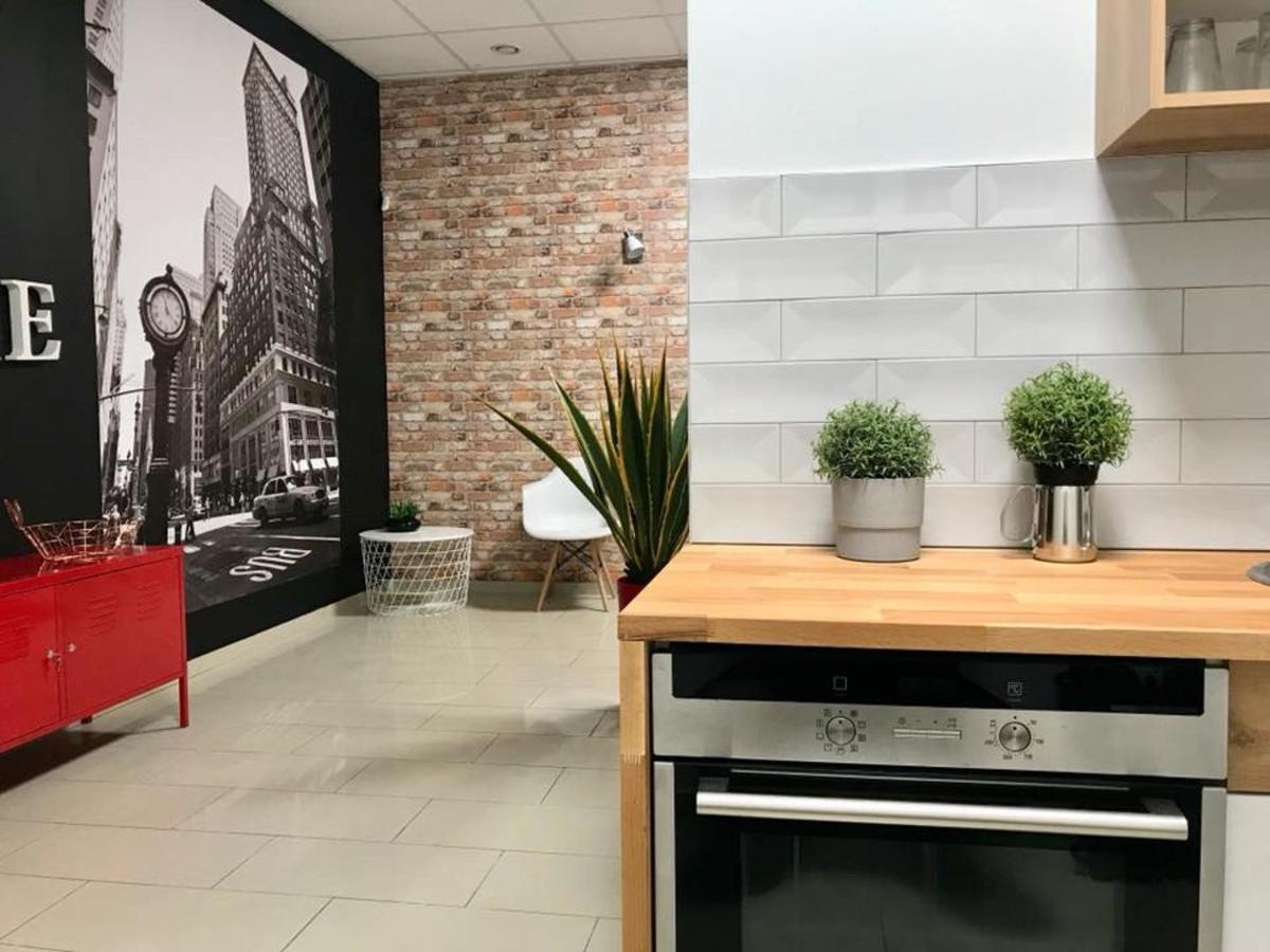 Apartamenty I Pokoje „Pod Jedynka” Konstantynow Lodzki Exterior photo
